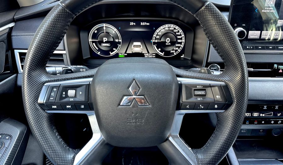 Mitsubishi Outlander 2.4 PHEV DIAMOND AUTO 4WD Suv 2023
