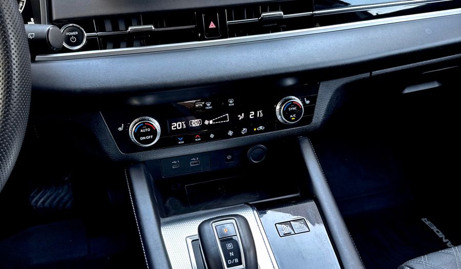 Mitsubishi Outlander 2.4 PHEV DIAMOND AUTO 4WD Suv 2023