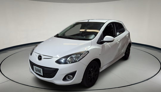 Mazda • Mazda 2