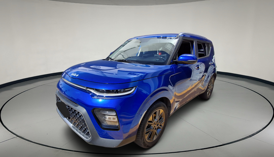 2022 • 44,000 km • Automático