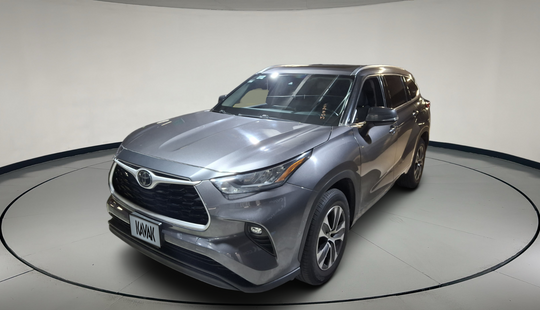Toyota • Highlander