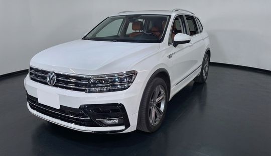 Volkswagen • Tiguan
