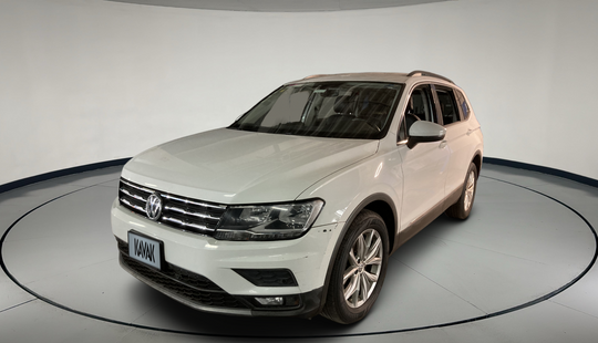 Volkswagen • Tiguan