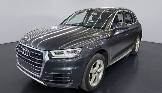 Audi • Q5
