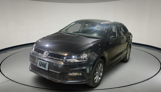 Volkswagen • Vento