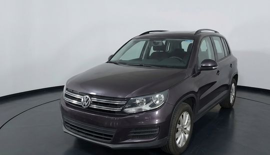 Volkswagen • Tiguan