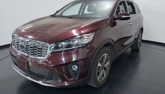 Kia • Sorento