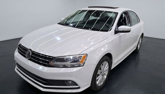 Volkswagen • Jetta