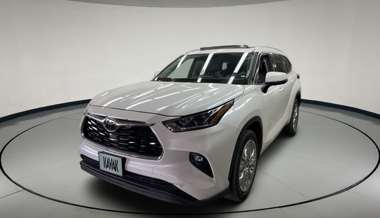 Toyota • Highlander