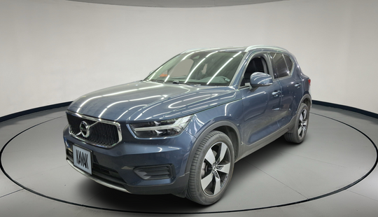 Volvo • XC40