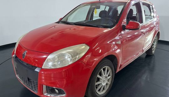 Renault • Sandero
