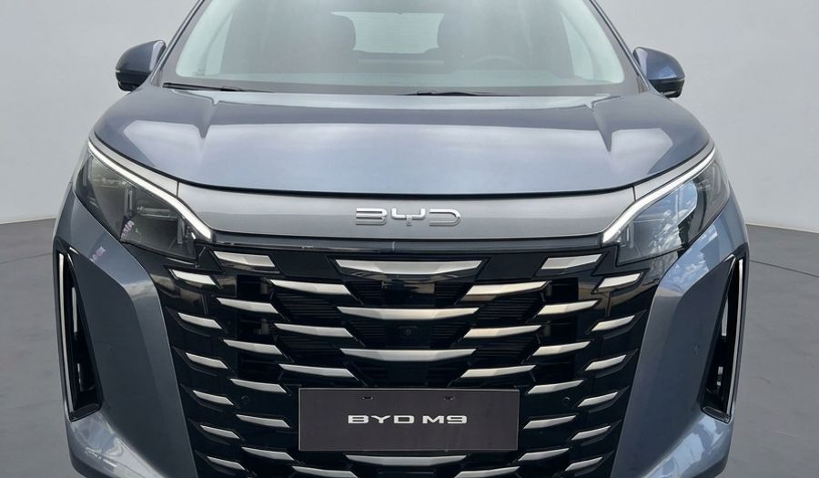 Byd M9 1.5T PHEV DM-I GL AUTO Minivan 2026