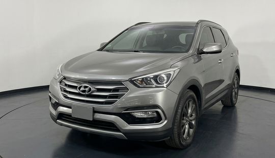 Hyundai • Santa Fe