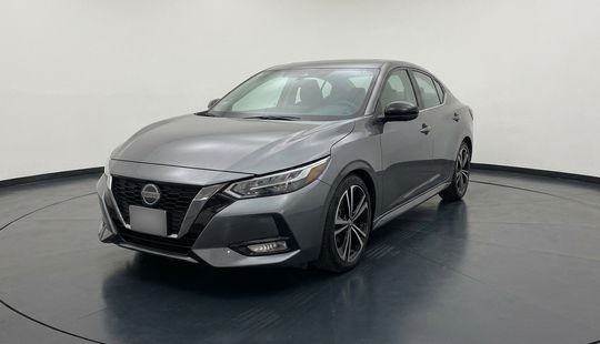 Nissan • Sentra