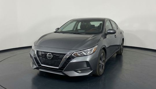 Nissan • Sentra