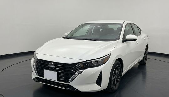 Nissan • Sentra