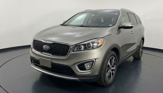 Kia • Sorento
