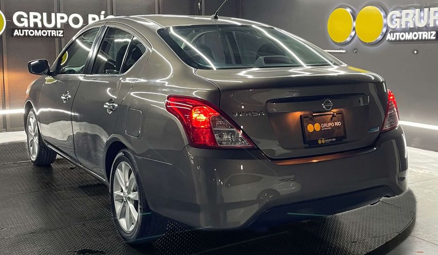 Nissan Versa 1.6 ADVANCE TM AC Sedan 2015