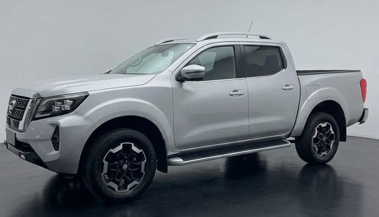 Nissan • Frontier