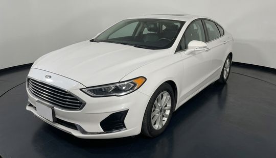 Ford • Fusion