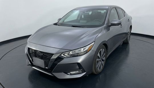 Nissan • Sentra