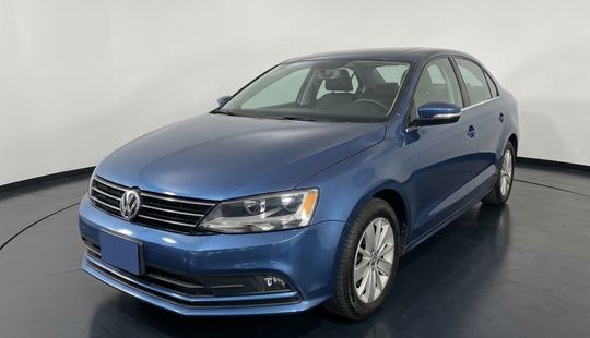 Volkswagen • Jetta