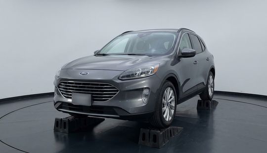 Ford • Escape