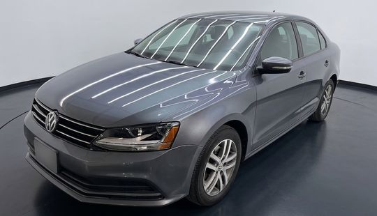 Volkswagen • Jetta