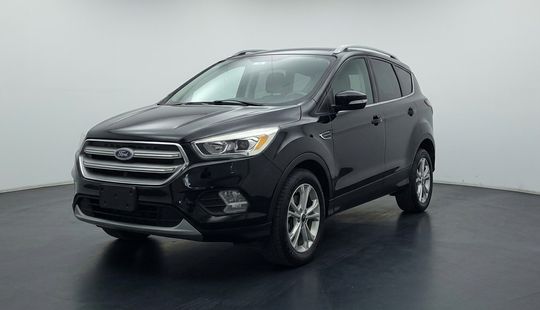 Ford • Escape