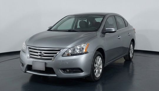 Nissan • Sentra