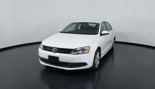 Volkswagen • Jetta