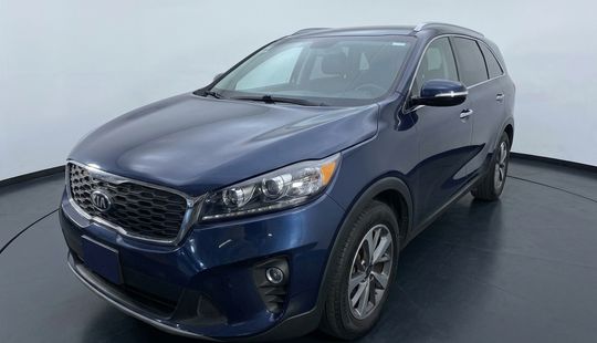 Kia • Sorento