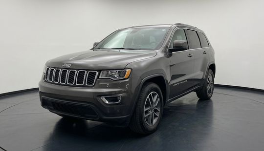 Jeep • Grand Cherokee