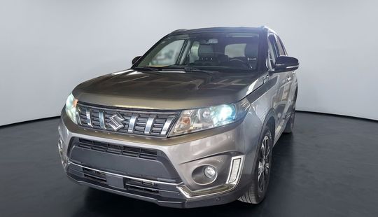 Suzuki • Vitara
