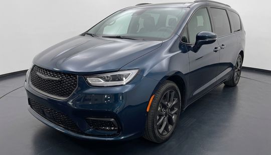 Chrysler • Pacifica