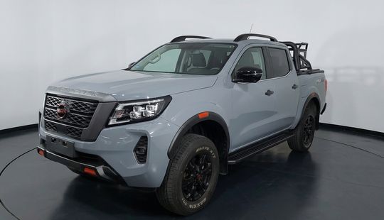 Nissan • Frontier