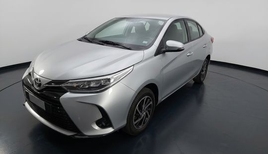 Toyota • Yaris