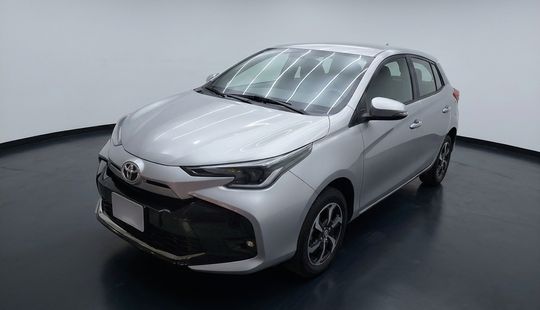 Toyota • Yaris