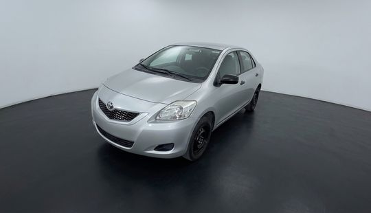 Toyota • Yaris