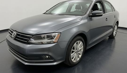 Volkswagen • Jetta