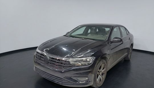 Volkswagen • Jetta