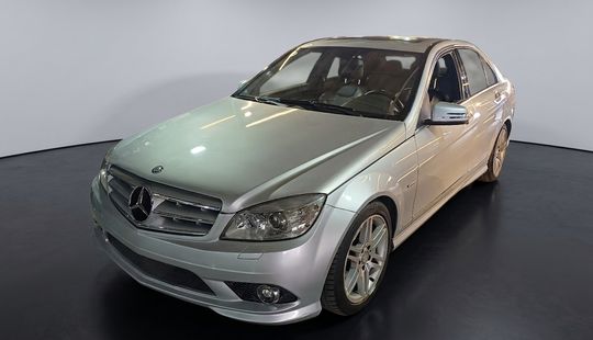 Mercedes Benz • Clase C