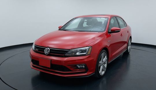 Volkswagen • Jetta