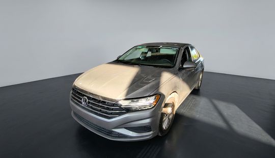 Volkswagen • Jetta