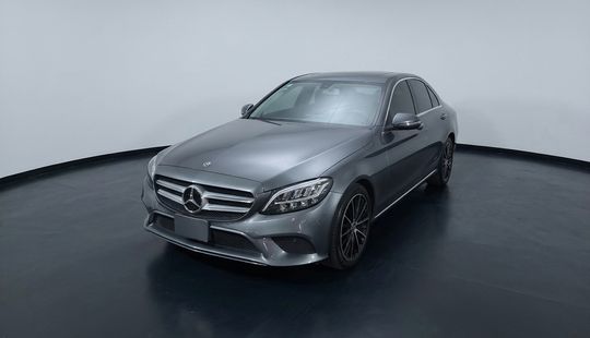 Mercedes Benz • Clase C