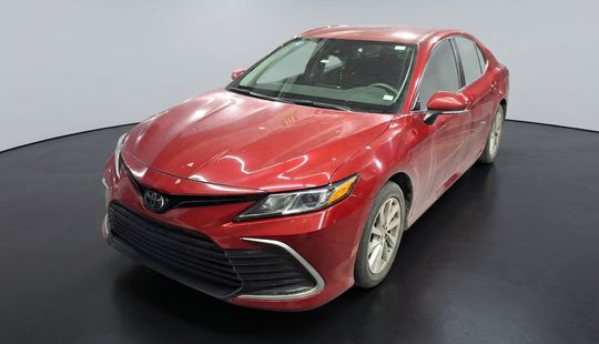 Toyota • Camry