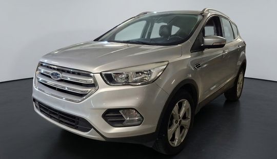 Ford • Escape