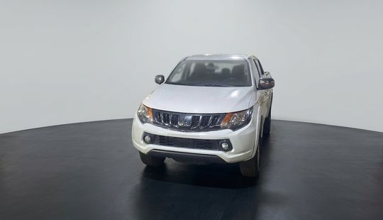 Mitsubishi • L200