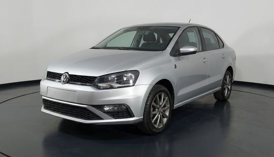 Volkswagen • Vento
