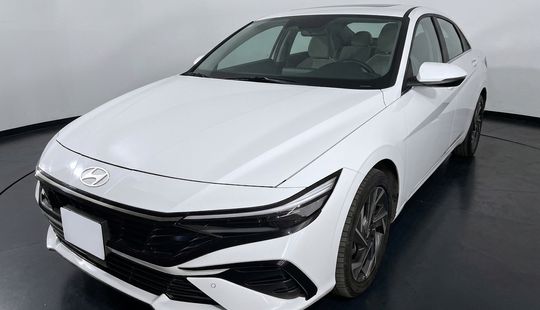 Hyundai • Elantra